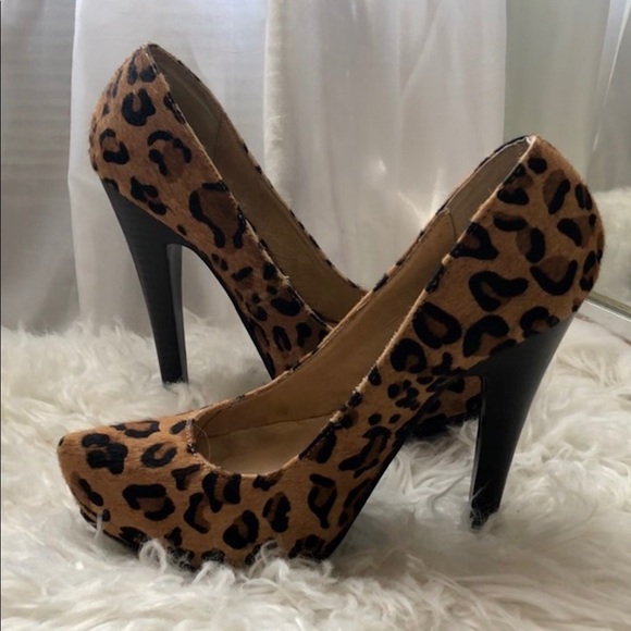Leopard print- Mia limited edition heels - Picture 7 of 7